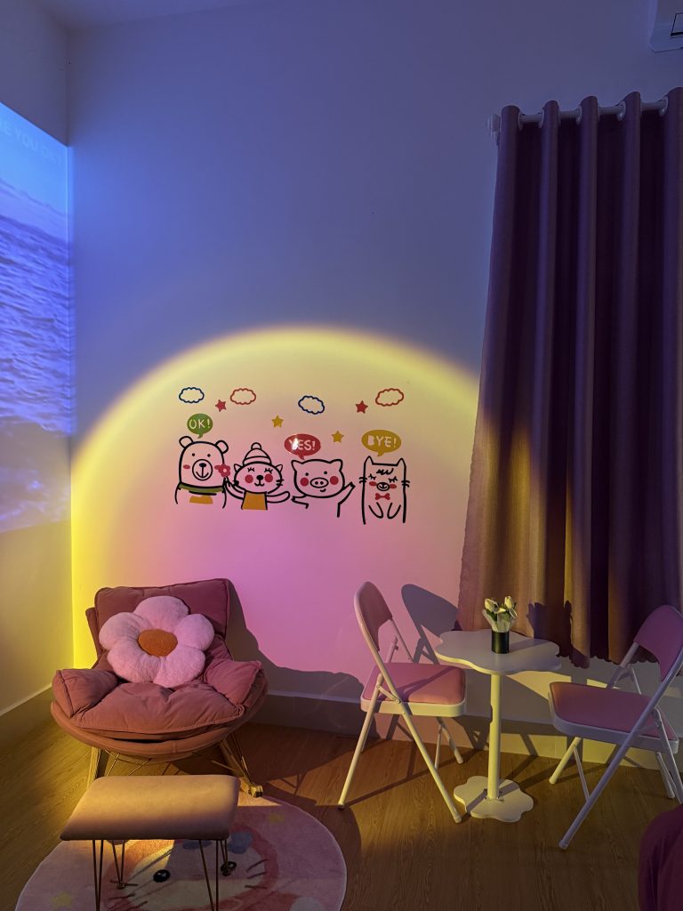 Love Seat 1