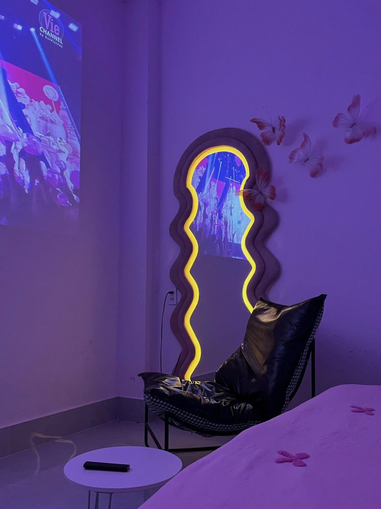 Chạm Home 2